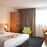 Kyriad Prestige - Bordeaux Aeroport 4*
