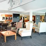 Kyriad Prestige - Bordeaux Aeroport 호텔 4*