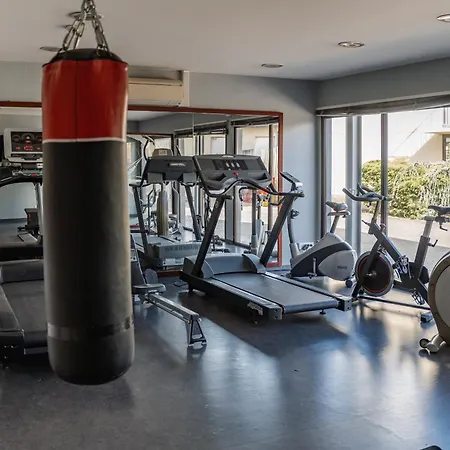 Kyriad Prestige - Bordeaux Aeroport فندق