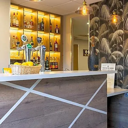 Kyriad Prestige - Bordeaux Aeroport Hotel Mérignac