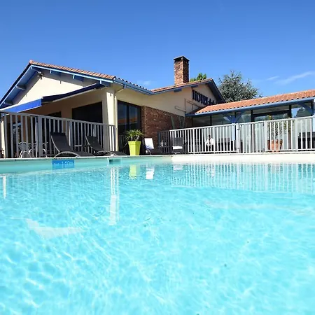 Kyriad Prestige Bordeaux Aeroport Hotel