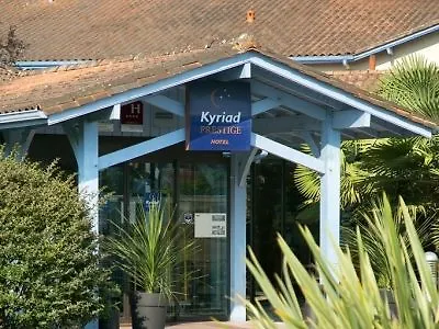 Kyriad Prestige Bordeaux Aeroport 4* Мериньяк