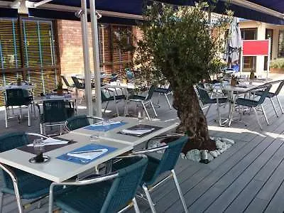 Kyriad Prestige Bordeaux Aeroport 4* Мериньяк