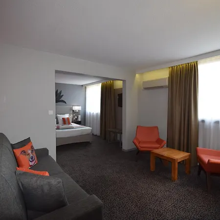 Kyriad Prestige - Bordeaux Aeroport Szálloda 4*