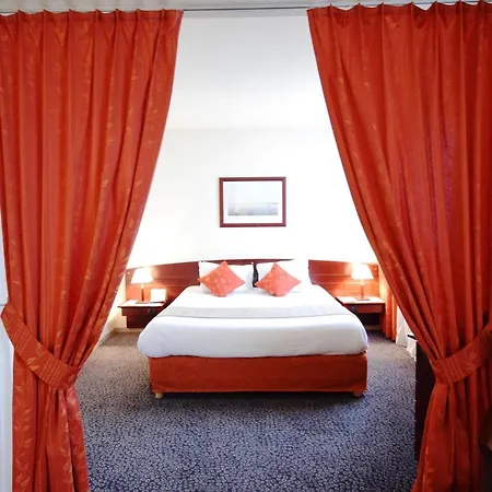 Kyriad Prestige - Bordeaux Aeroport 4* Mérignac