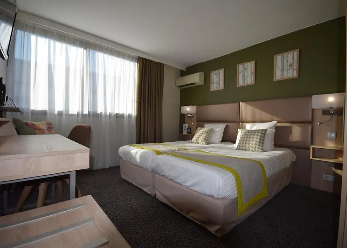 Kyriad Prestige - Bordeaux Aeroport