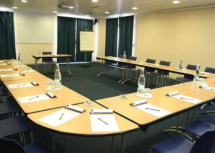 Kyriad Prestige - Bordeaux Aeroport